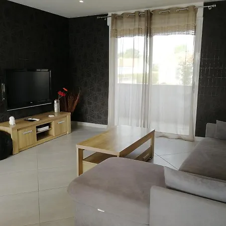 Holiday home Maison Lumineuse Les Herbiers