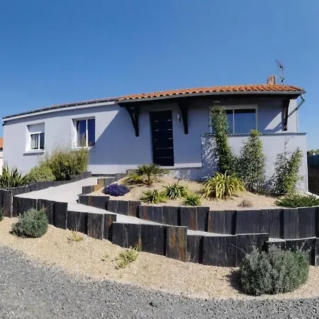 Maison Lumineuse * לז הרבייה